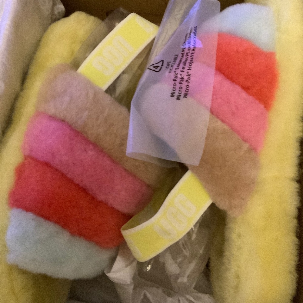Ugg slipper shoes fluff colors beautiful size women 10
